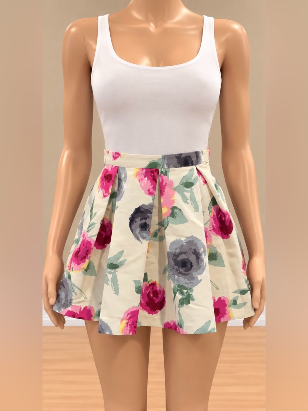 Forever 21 Watercolor Floral Pleated Skater Mini Skirt Pink Cream XS NWT